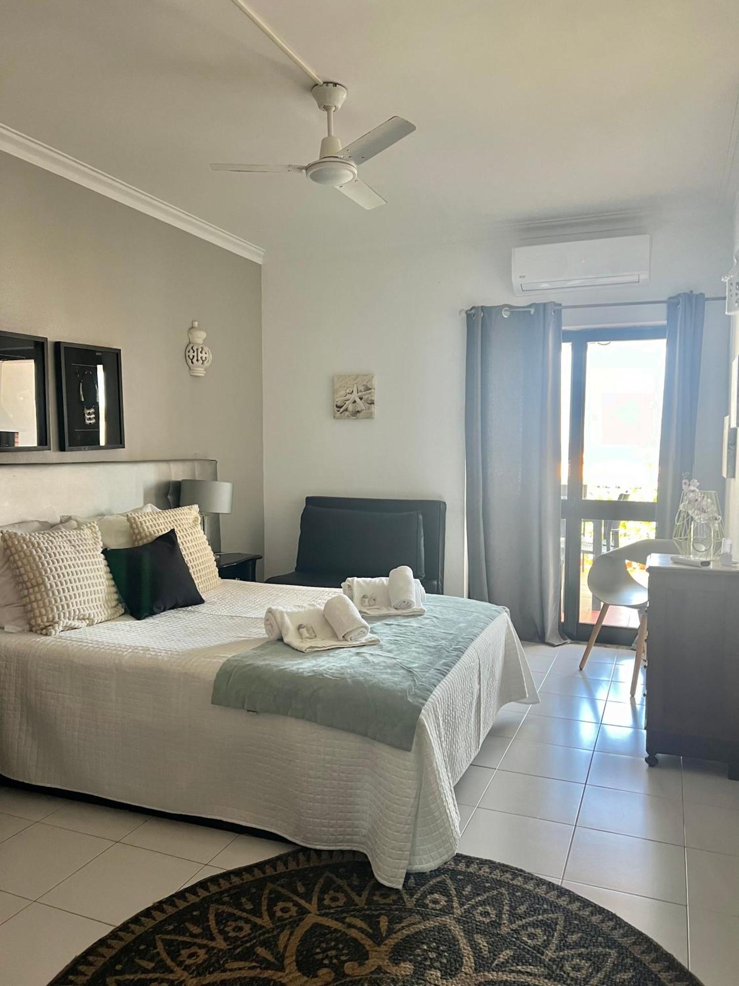 Appartement Casa Da - Santa Eulalia Beach, Pool Under Maintenance Until The End Of June